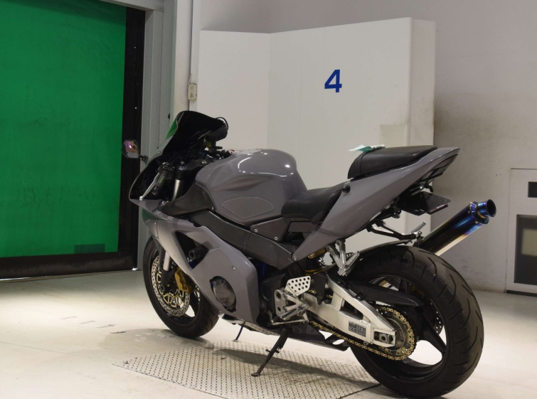 Мотоцикл Honda CBR954RR з пробігом 48982 km