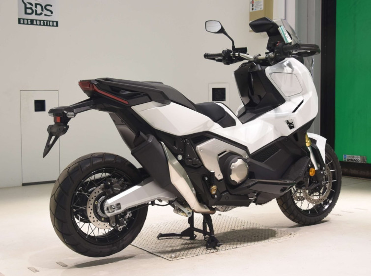 Мотоцикл Honda X-ADV750-2 с пробегом 12875 km