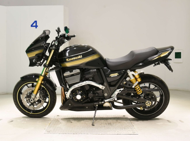 Мотоцикл Kawasaki ZRX1200 DAEG с пробегом 18980 km