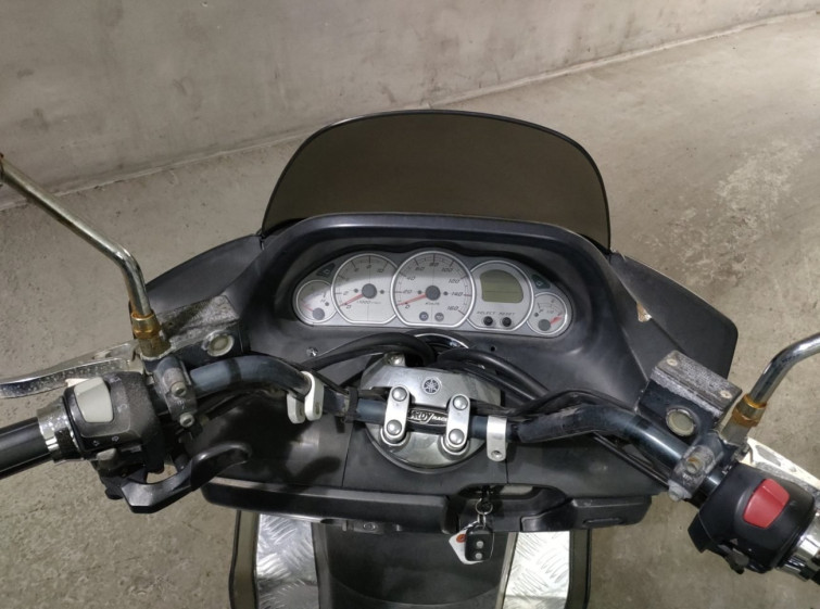 Мотоцикл Yamaha MAJESTY 250C