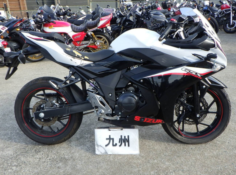 Мотоцикл Suzuki GSX250R с пробегом 1441 km