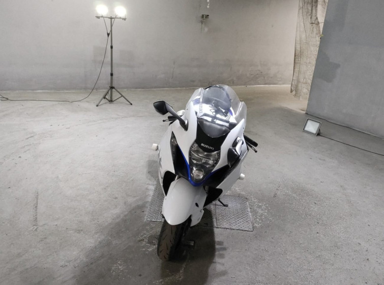 Мотоцикл Suzuki GSX1300R HAYABUSA з пробігом 5852 km