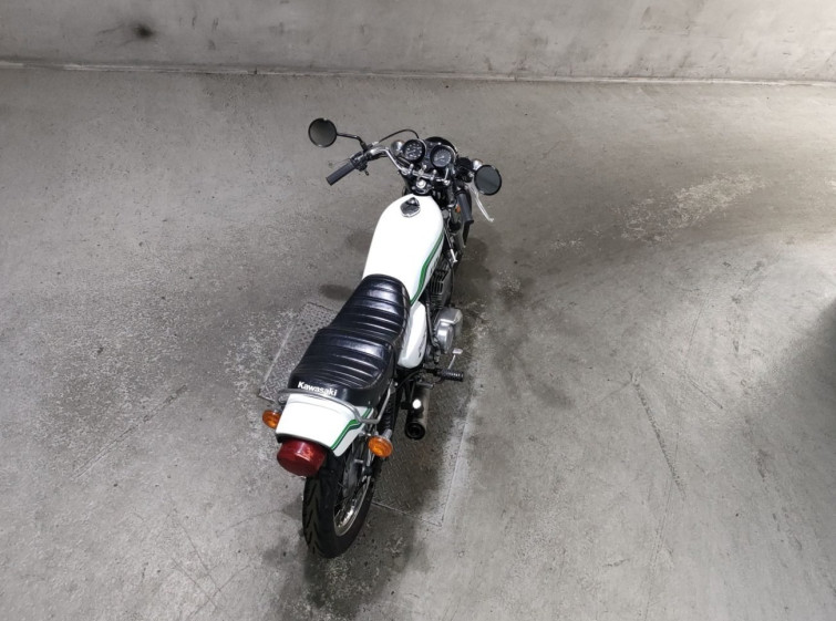 Мотоцикл Kawasaki 400SS с пробегом 10916 m