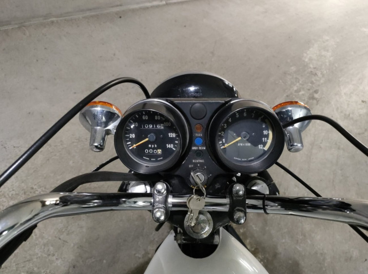 Мотоцикл Kawasaki 400SS с пробегом 10916 m