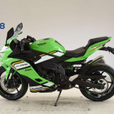 Мотоцикл Kawasaki ZX-4RR з пробігом 5946 km