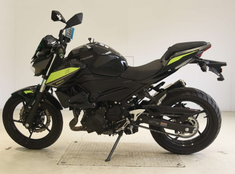 Мотоцикл Kawasaki Z250