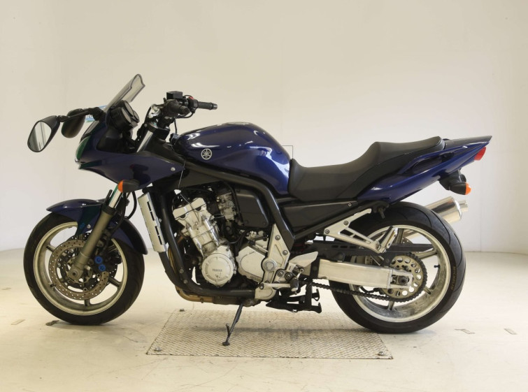Мотоцикл Yamaha FZS1000 FAZER з пробігом 64042 km