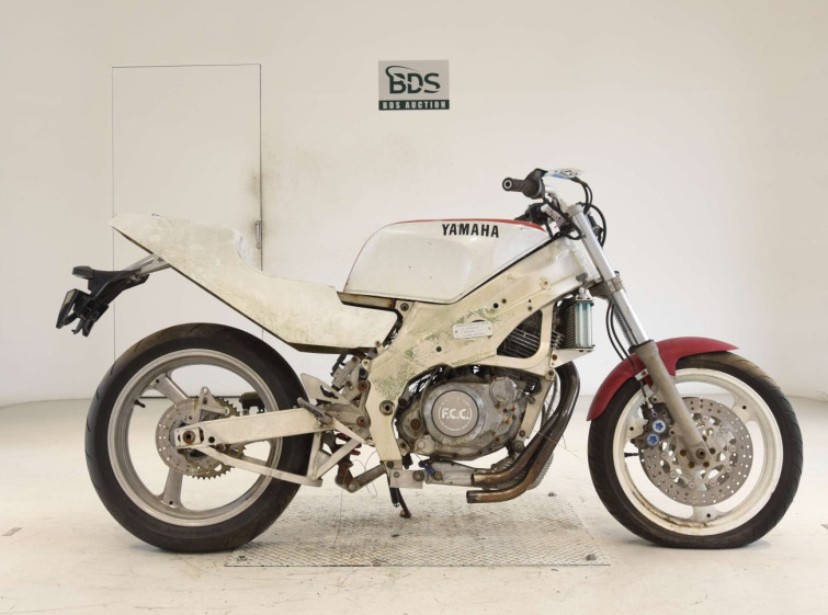 Мотоцикл Yamaha SZR660