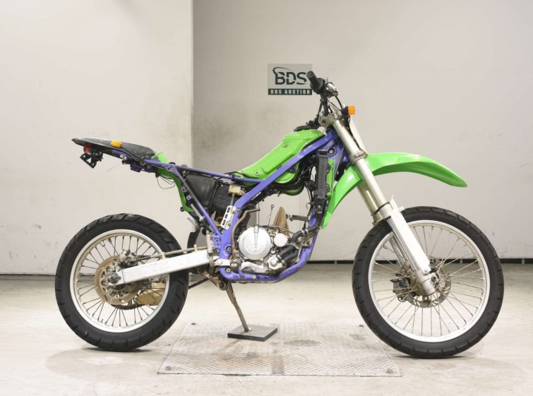 Мотоцикл Kawasaki KLX250
