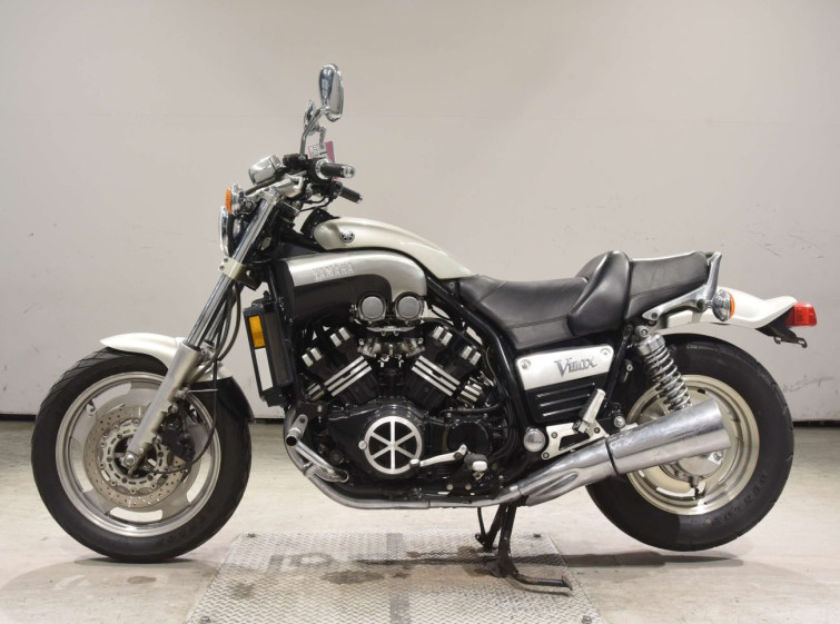Мотоцикл Yamaha V-MAX1200 з пробігом 34457 km