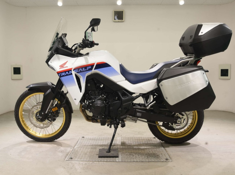Мотоцикл Honda XL750TRANSALP с пробегом 75 km