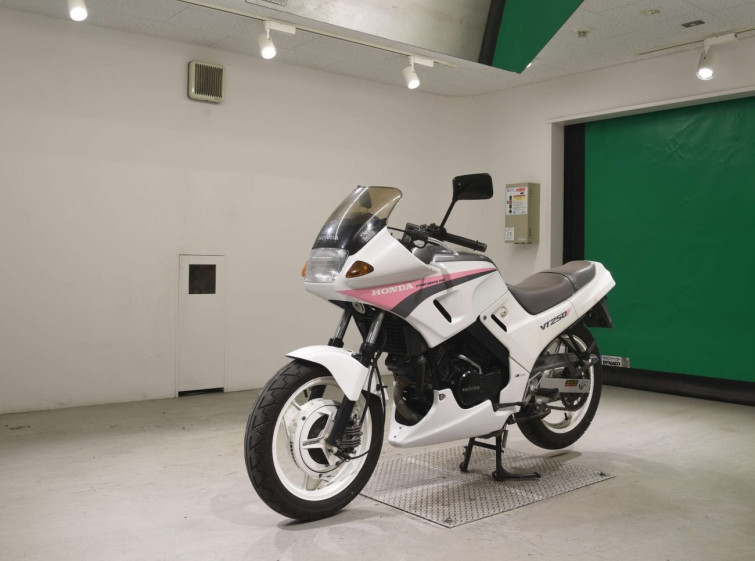 Мотоцикл Honda VT250FG с пробегом 10482 km