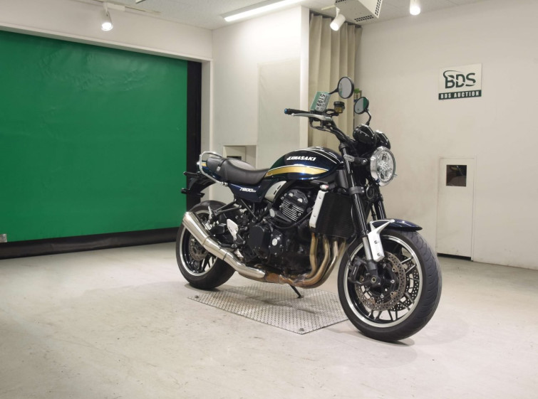 Мотоцикл Kawasaki Z900RS с пробегом 7890 km