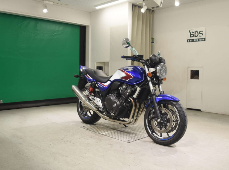 Мотоцикл Honda CB400SFA з пробігом 2562 km