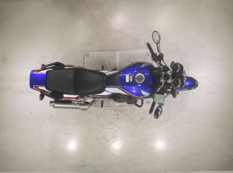 Мотоцикл Honda CB400SFA з пробігом 2562 km