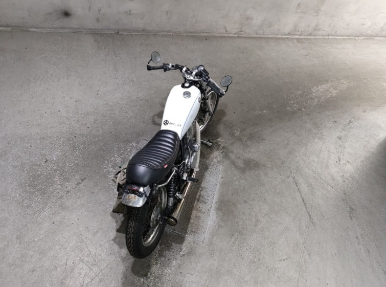 Мотоцикл Yamaha SR400 з пробігом 578 km