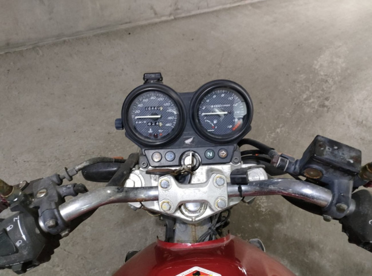 Мотоцикл Honda HORNET CB250F з пробігом 26440 km