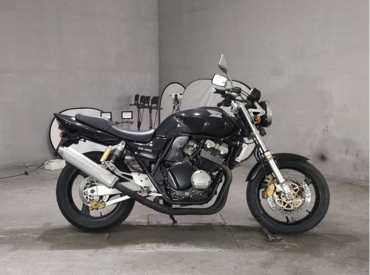 Мотоцикл Honda CB400SFV с пробегом 31381 km