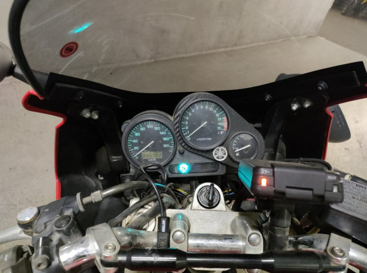 Мотоцикл Yamaha FZ400 з пробігом 45102 km