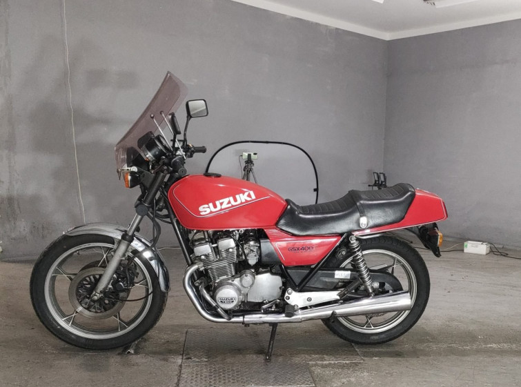 Мотоцикл Suzuki GSX400F з пробігом 49858 km