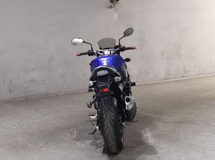 Мотоцикл Suzuki GSR750 з пробігом 7383 km