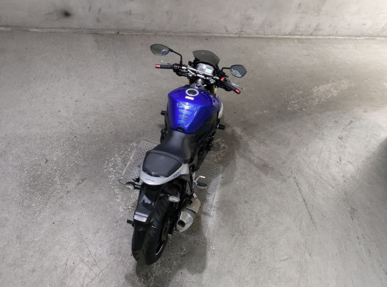 Мотоцикл Suzuki GSR750 з пробігом 7383 km