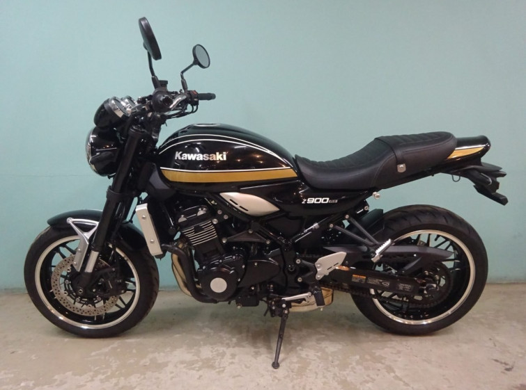 Мотоцикл Kawasaki Z900RS з пробігом 8450 km