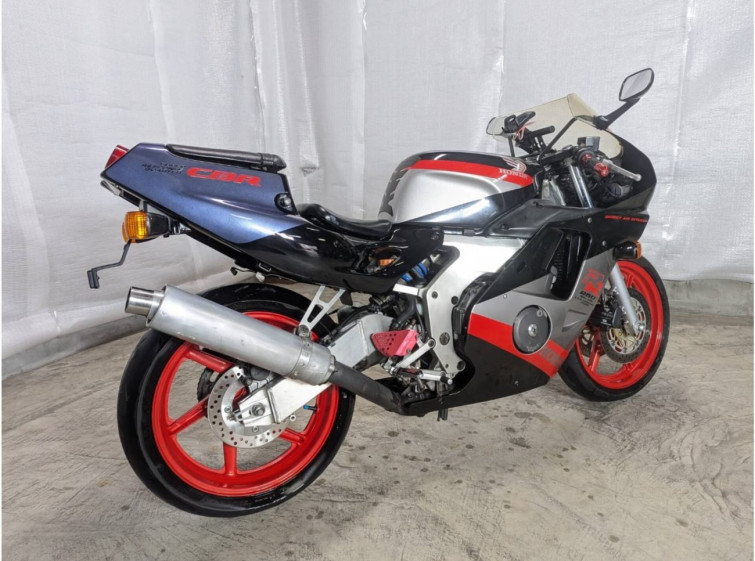 Мотоцикл Honda CBR250RR з пробігом 44631 km
