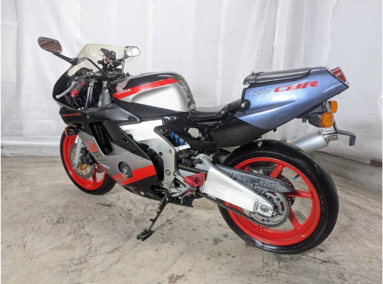 Мотоцикл Honda CBR250RR з пробігом 44631 km