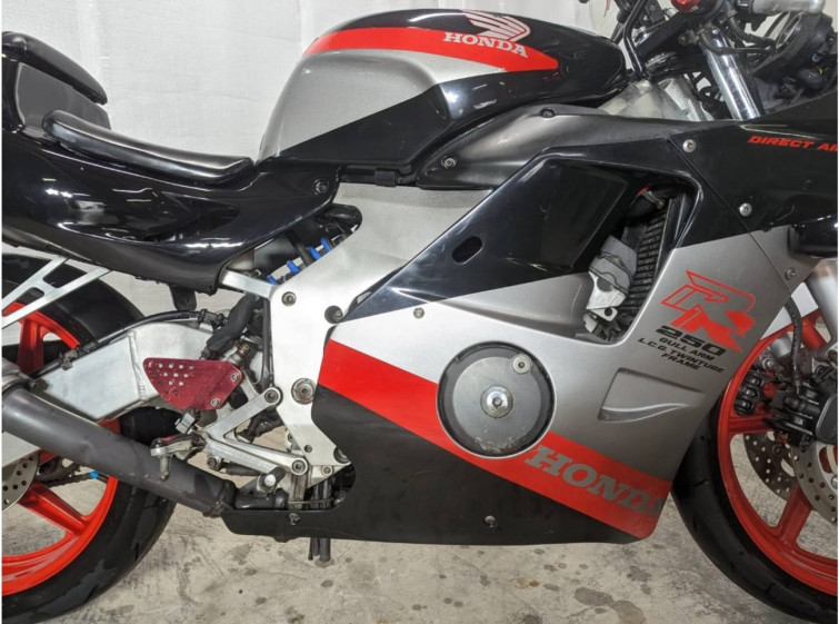 Мотоцикл Honda CBR250RR з пробігом 44631 km