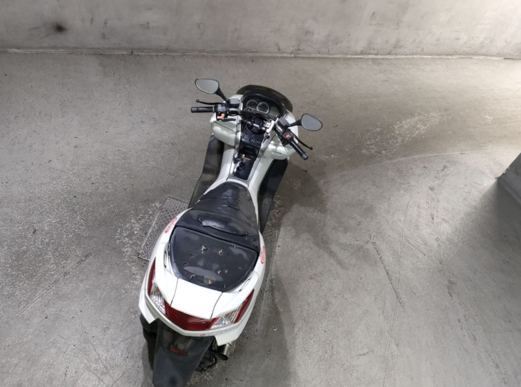 Мотоцикл Yamaha MAJESTY 250