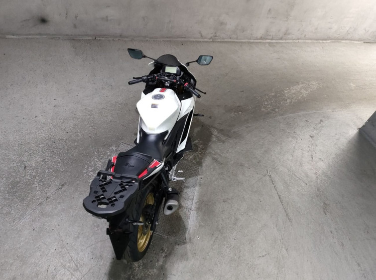 Мотоцикл Yamaha YZF-R25 з пробігом 11596 km
