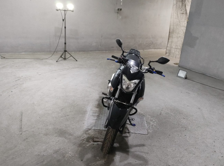 Мотоцикл Suzuki GSR250 з пробігом 15221 km