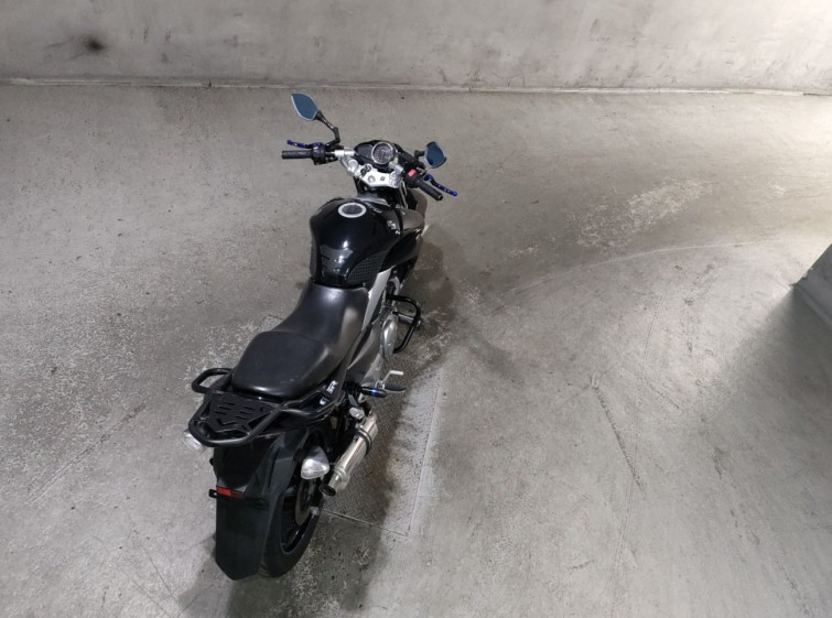 Мотоцикл Suzuki GSR250 з пробігом 15221 km