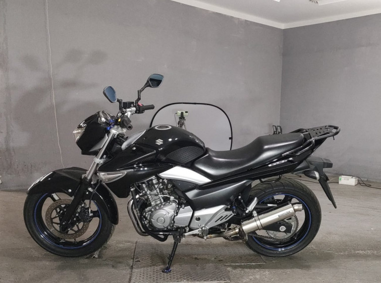 Мотоцикл Suzuki GSR250 з пробігом 15221 km