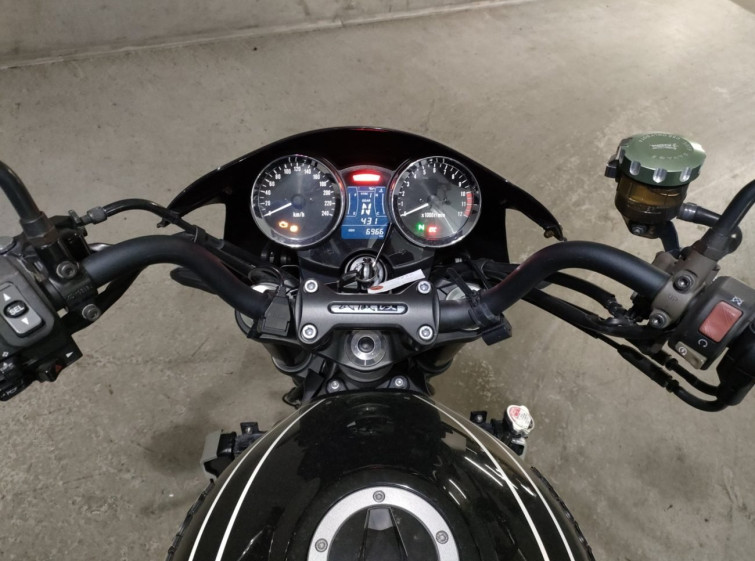 Мотоцикл Kawasaki Z900RS з пробігом 6966 km