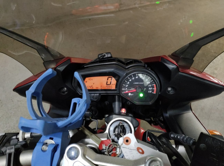 Мотоцикл Yamaha FZ1 FAZER с пробегом 11980 km