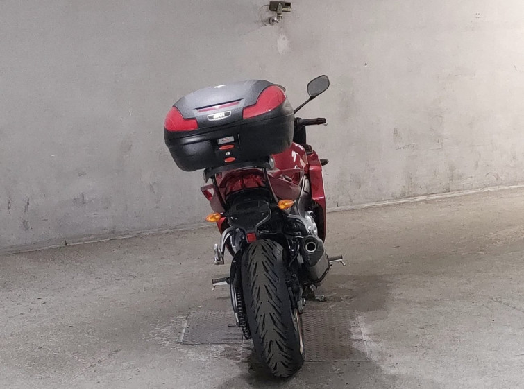 Мотоцикл Yamaha FZ1 FAZER с пробегом 11980 km