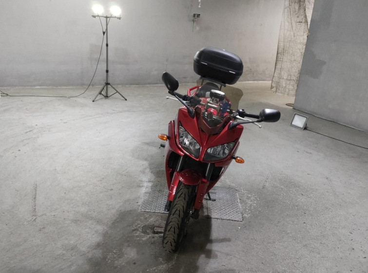 Мотоцикл Yamaha FZ1 FAZER с пробегом 11980 km