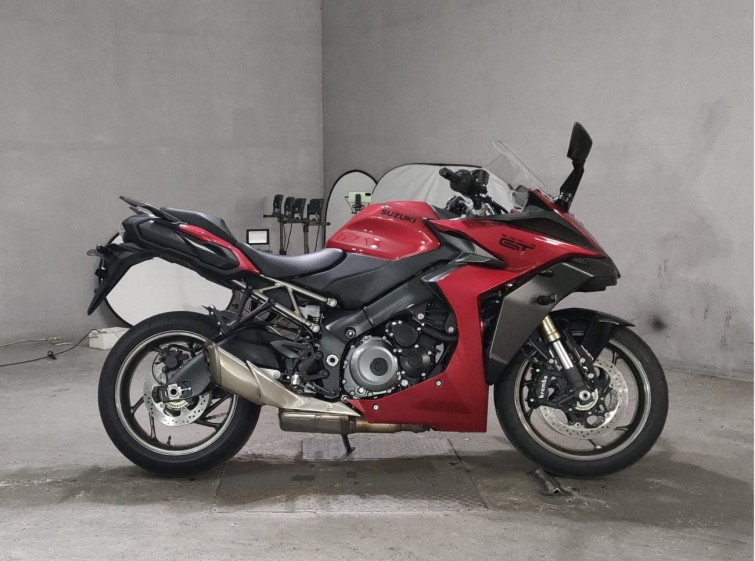 Мотоцикл Suzuki gsx-s1000 gt з пробігом 6367 km