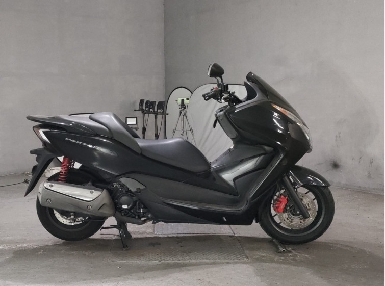 Мотоцикл Honda FORZA SI с пробегом 38672 km