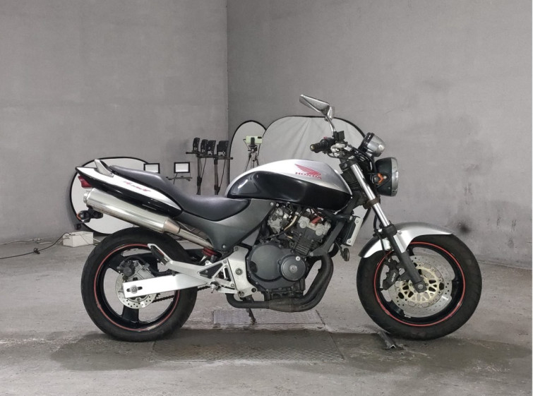 Мотоцикл Honda HORNET CB250F з пробігом 7715 km