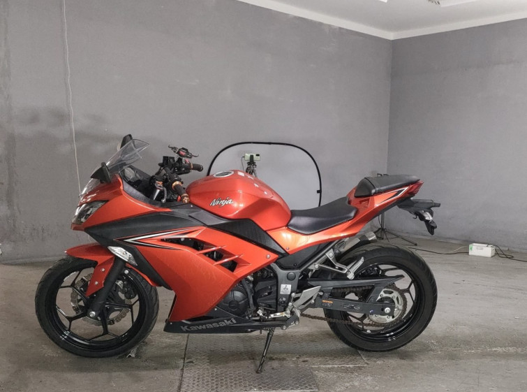 Мотоцикл Kawasaki NINJA250 с пробегом 26451 km