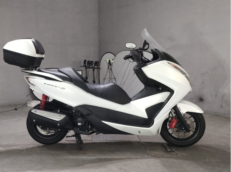 Мотоцикл Honda FORZA SI з пробігом 29105 km