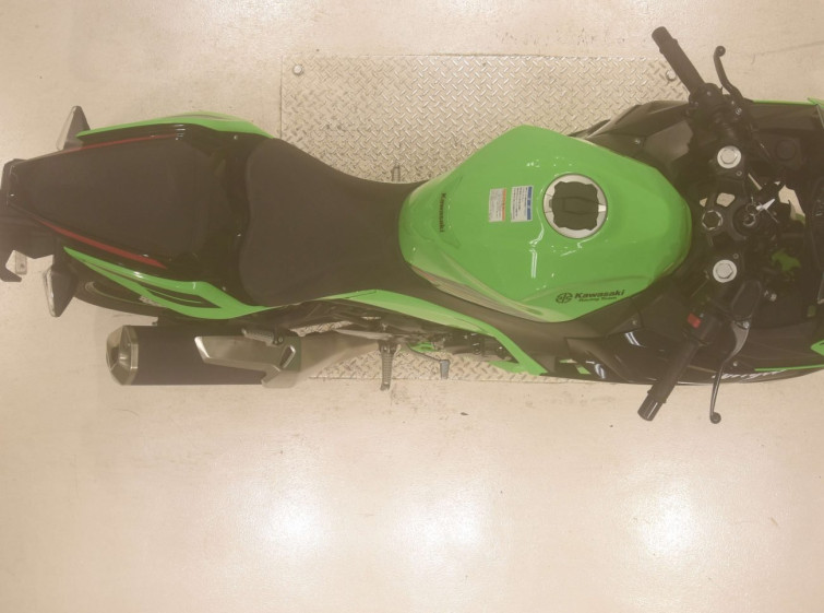 Мотоцикл Kawasaki NINJA400 з пробігом 9501 km