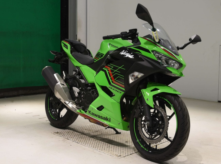 Мотоцикл Kawasaki NINJA400 з пробігом 9501 km