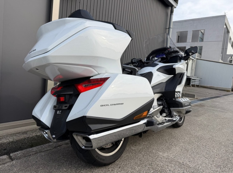 Мотоцикл Honda GL1800 TOUR з пробігом 32404 km