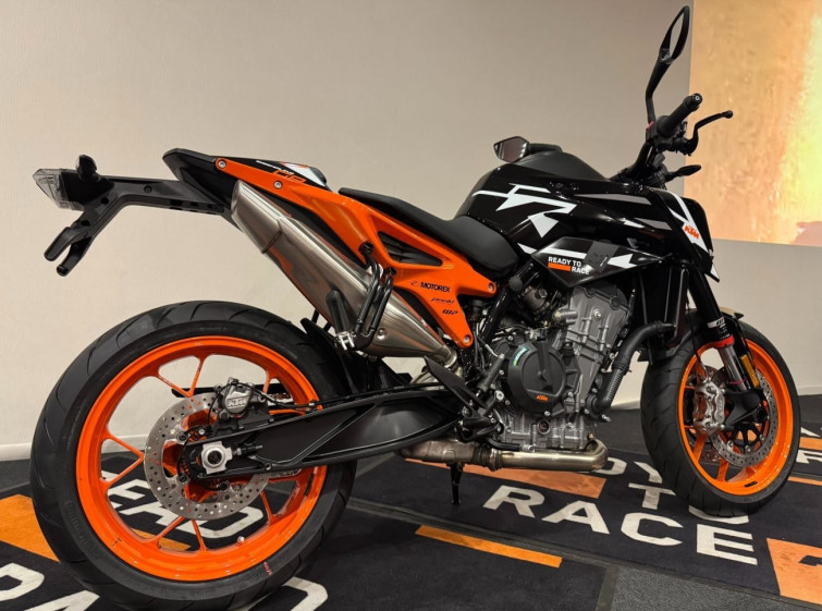 Мотоцикл KTM 890 DUKE GP