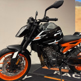 Мотоцикл KTM 890 DUKE GP