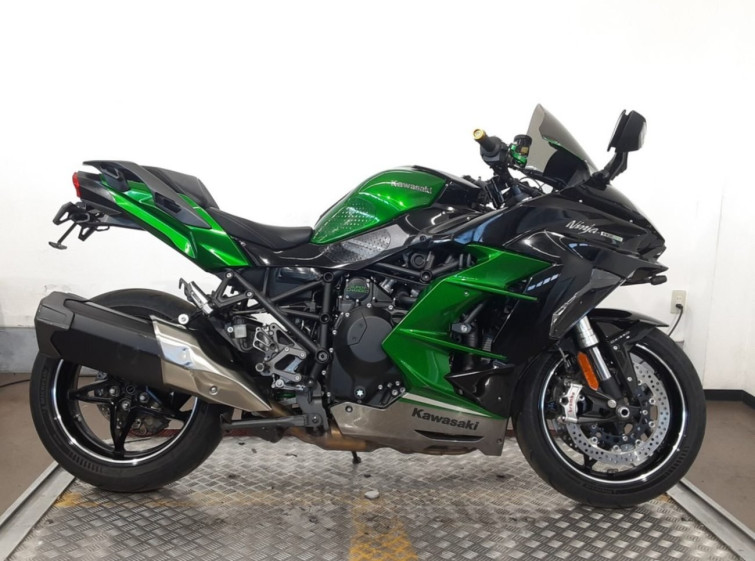 Мотоцикл Kawasaki NINJA H2 SX с пробегом 25386 km